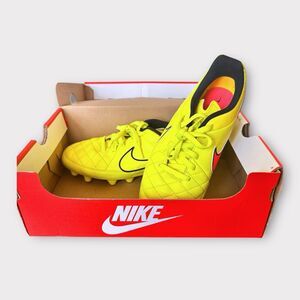 Nike Jr Tiempo Legend Volt Cleats Leather Soccer Football Youth 4.5 UK 4 Neon